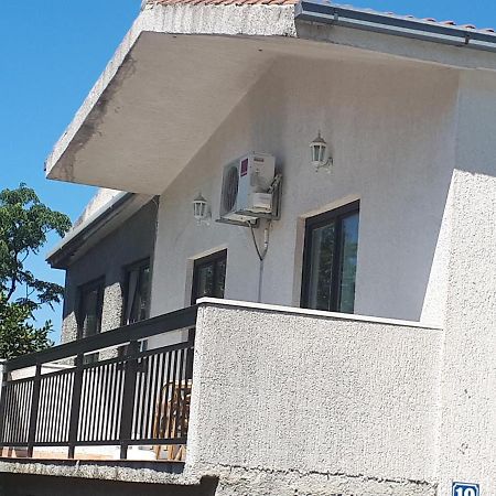 Apartman Emilio Baška Voda Exterior foto
