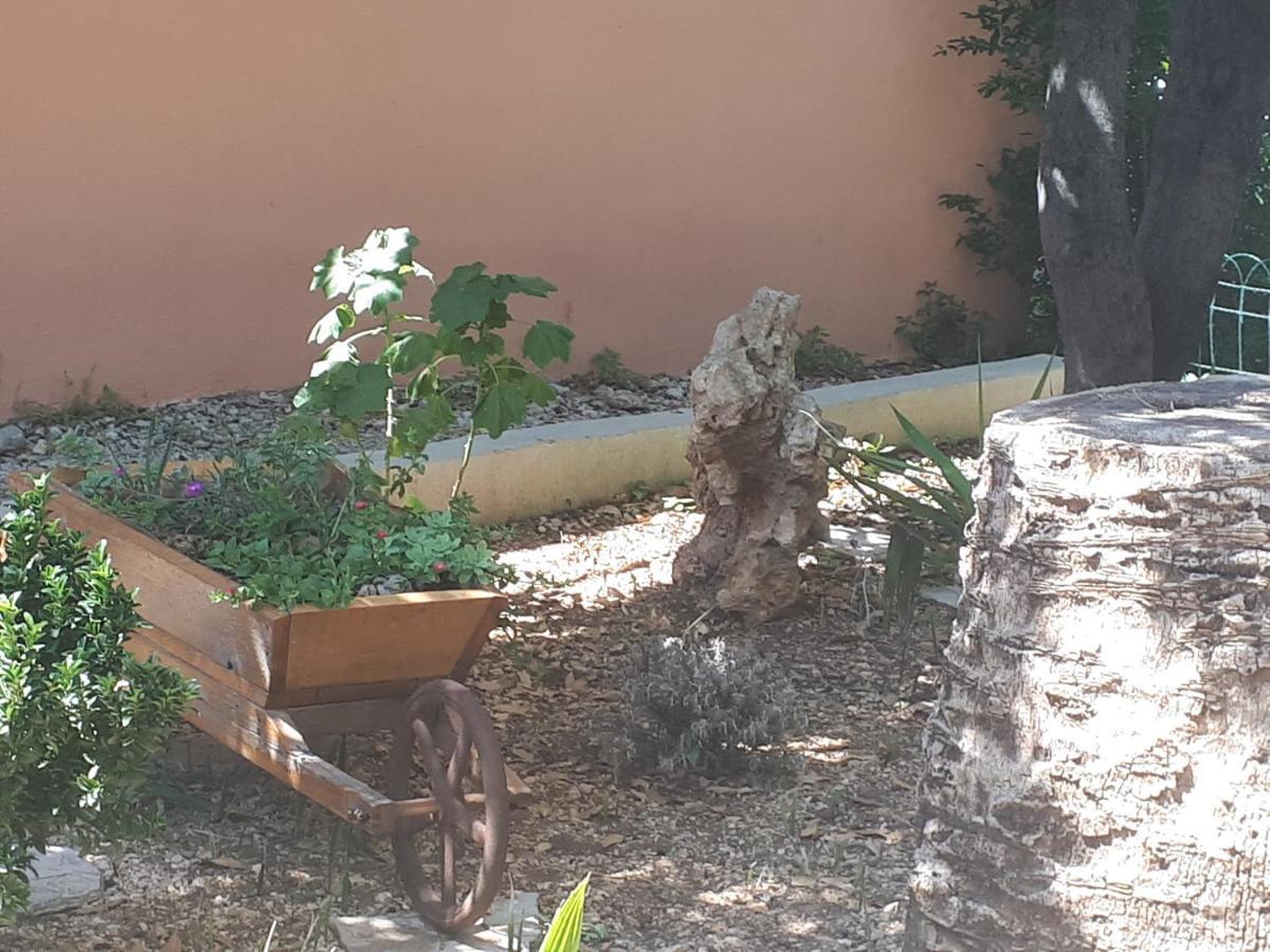 Apartman Emilio Baška Voda Exterior foto
