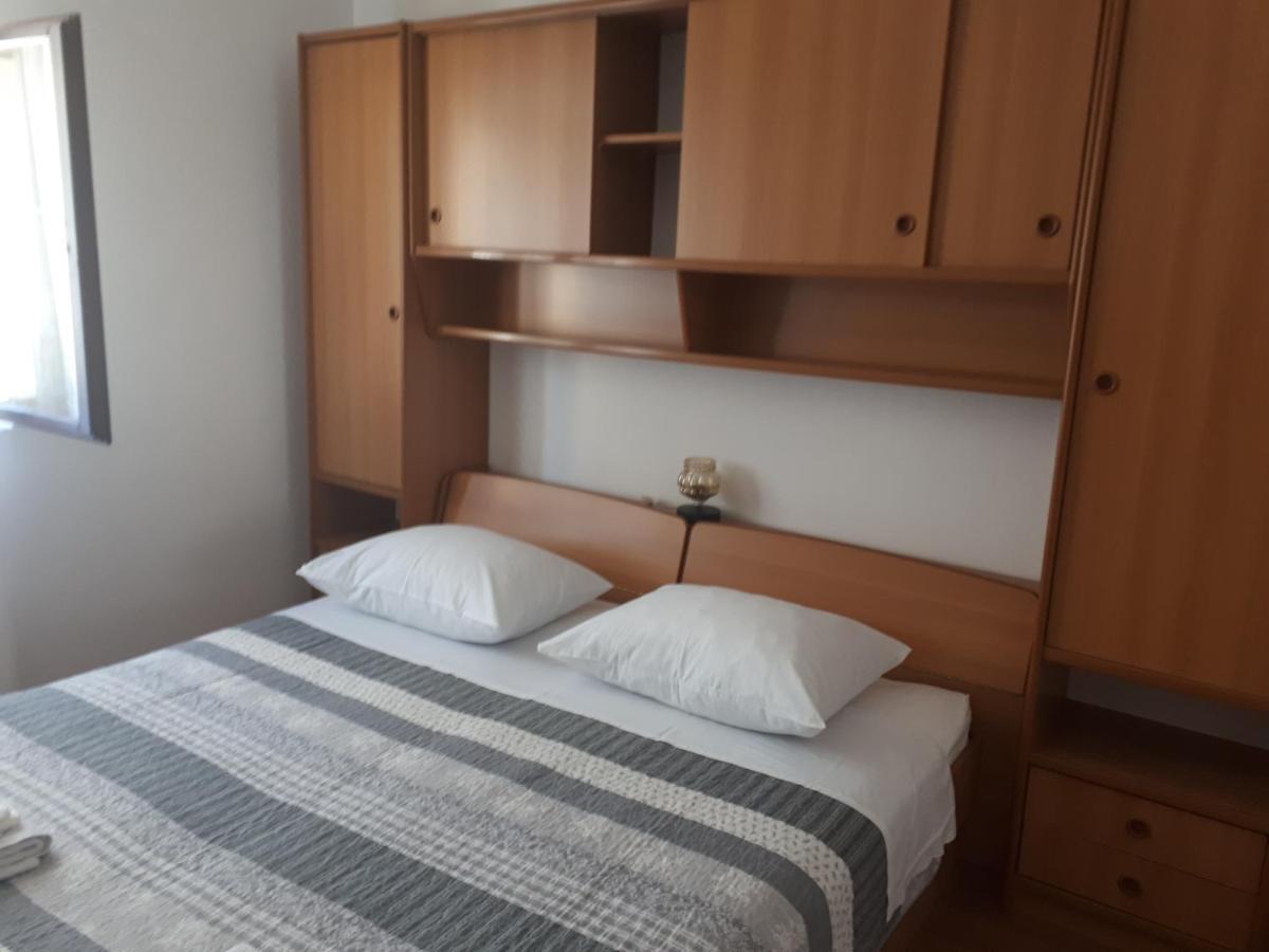 Apartman Emilio Baška Voda Exterior foto