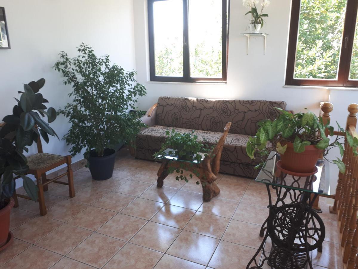 Apartman Emilio Baška Voda Exterior foto